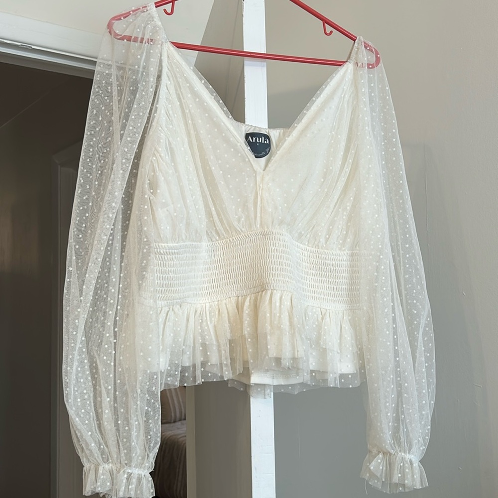 Arula XL sheer sleeve shirt
